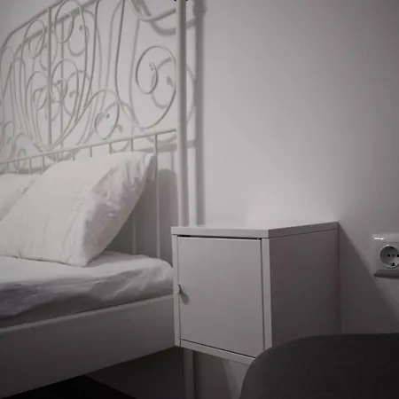 Unbeatable Location -center: New Flat With Terrace アパート *